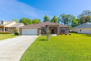 11 Lakebluff Dr, Ormond Beach, FL 32174, Sold 05/09/25
