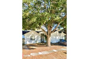 2112 Valrico Vista Dr, Valrico, FL 33594, Sold 04/14/25