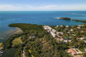 1500 Sunset Rd, Tarpon Springs, FL 34689, Sold 05/15/25