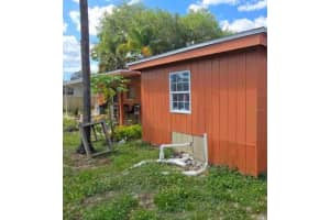 2138 W Minnehaha St, Tampa, FL 33604, Sold 05/02/25