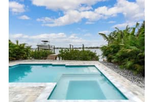 373 12th Ave, Indian Rocks Beach, FL 33785, Sold 06/22/25