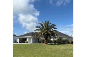3214 Queen Palm Dr, Edgewater, FL 32141, Sold 07/03/25