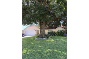 5424 Loma Vista Dr, Davenport, FL 33896, Sold 07/29/25