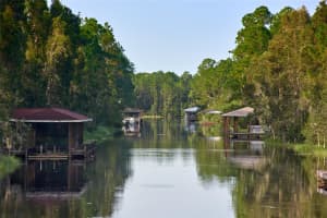 7 Amaryllis Dr Indian Lake Estates, FL 33855 Sold 08/08/25