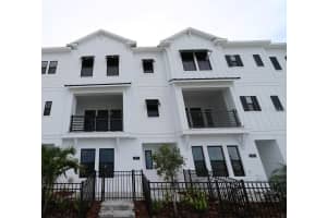 1639 Springwell Ln, Sarasota, FL 34240, Sold 08/08/25