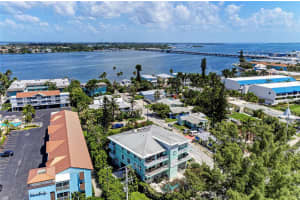 1201 Gulf Dr S, Bradenton Beach, FL 34217, Sold 08/12/25
