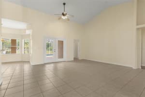 8 Lakeside Pl E, Palm Coast, FL 32137, Sold 08/29/25