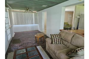 307 Cooke St, Leesburg, FL 34748, Sold 09/17/25