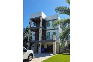 4000 43rd St S, St. Petersburg, FL 33711, Sold 08/23/25