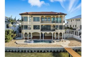 42 N Pine Cir, Belleair, FL 33756, Sold 10/20/25