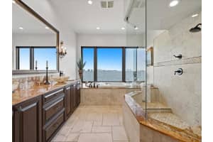 42 N Pine Cir, Belleair, FL 33756, Sold 10/20/25