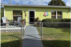 13408 Country Club Dr, Tavares, FL 32778, Sold 10/20/25