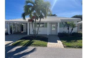 556 Spanish Dr N, Longboat Key, FL 34228, Sold 11/20/25