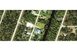 328 Tazewell Dr Port Charlotte, FL 33954 Sold 11/21/25