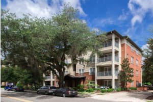 1142 SW 9th Rd, Gainesville, FL 32601, Sold 12/18/25