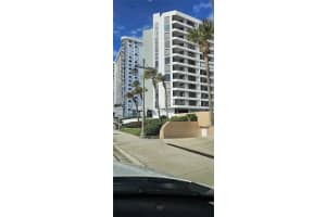 3013 S Atlantic Ave, Daytona Beach, FL 32118, Sold 12/28/25