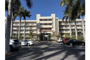 6085 Bahia Del Mar Cir, St. Petersburg, FL 33715, Sold 02/17/26