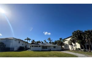 1355 Harbor Dr Sarasota, FL 34239 Sold 03/04/26