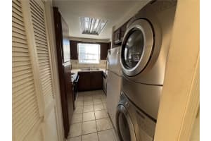 117 N Garfield Ave, DeLand, FL 32724, Sold 03/18/26