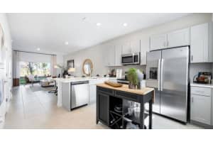 2911 Skyline Lp, Kissimmee, FL 34758, Sold 03/31/26