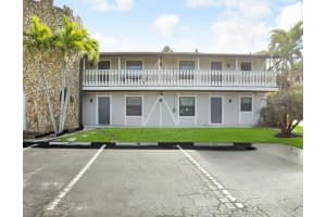 10022 Oxfordshire Ln SW, Fort Myers, FL 33908, Sold 03/17/26