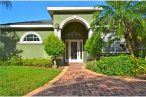 201 Loma Dr, Winter Haven, FL 33881, Sold 01/01/17