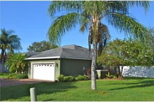 201 Loma Dr, Winter Haven, FL 33881, Sold 01/01/17
