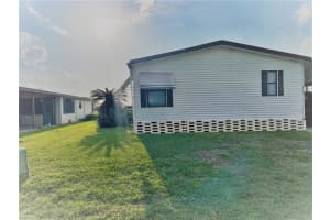 495 VILLAGE CIR SW, WINTER HAVEN, FL 33880 Sold 07/26/22