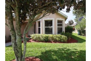 271 LAKE SUZANNE DRIVE, LAKE WALES, FL 33859 Sold 07/19/23