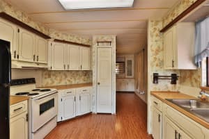 6311 GROVE POINTE DRIVE, WINTER HAVEN, FL 33884 Sold 02/12/24