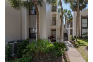 301 LAUREL COVE WAY, WINTER HAVEN, FL 33884 Sold 01/15/25