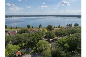 301 LAUREL COVE WAY, WINTER HAVEN, FL 33884 Sold 01/15/25