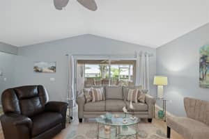 419 LAKE SUZANNE DRIVE, LAKE WALES, FL 33859 Sold 08/15/24