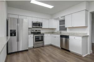 2601 AVENUE S NW, WINTER HAVEN, FL 33881 Sold 11/21/24