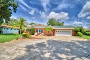 222 WALL STREET, FROSTPROOF, FL 33843 Sold 04/21/25