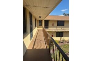 130 JOHNSON AVENUE, LAKE WALES, FL 33853 - MLS#MFRK4902776