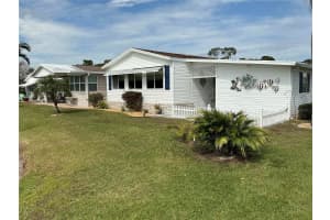 212 FAIRWAY BOULEVARD, FROSTPROOF, FL 33843 Sold 06/09/25