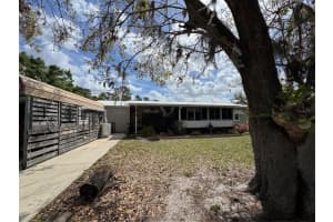 1629 SCENIC HIGHWAY, FROSTPROOF, FL 33843 Sold 05/12/25