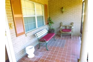 9 SILVER SAND ROAD, FROSTPROOF, FL 33843 Sold 08/12/25