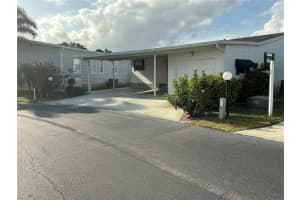 659 VILLAGE BOULEVARD, FROSTPROOF, FL 33843 Sold 10/31/25