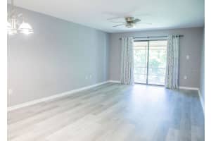 130 JOHNSON AVENUE, LAKE WALES, FL 33853 - MLS#MFRK4902927