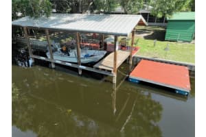1422 AVENUE H SW, WINTER HAVEN, FL 33880 Sold 08/08/25