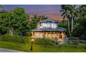 62 Prospect Ave, FORT MYERS