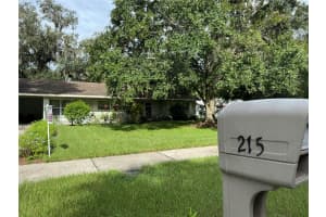 215 PARKWOOD AVENUE, BARTOW, FL 33830 Sold 10/17/25