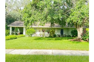 215 PARKWOOD AVENUE, BARTOW, FL 33830 Sold 10/17/25