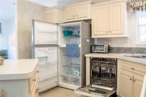 10 GREY FOX LANE, LAKE WALES, FL 33898 - MLS#MFRK4903149