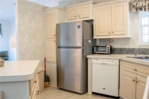 10 GREY FOX LANE, LAKE WALES, FL 33898 - MLS#MFRK4903149