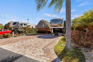 532 38TH TRACE, OKEECHOBEE, FL 34974 - MLS#MFRK4903264