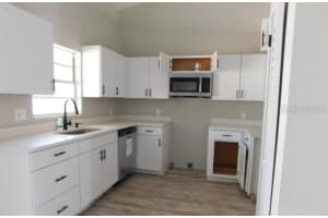 705 9TH COURT, CAPE CORAL, FL 33991 - MLS#MFRK4903285