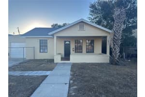 110 S 1ST ST. #A, LAKE WALES, FL 33853 - MLS#MFRK4903288